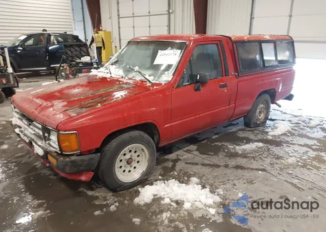 1988 Toyota Pickup 1/2 Ton Rn50 из США, поврежденный, VIN JT4RN50R2J5136137